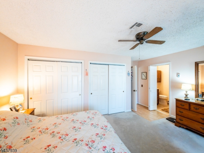 564 Old Nassau Rd