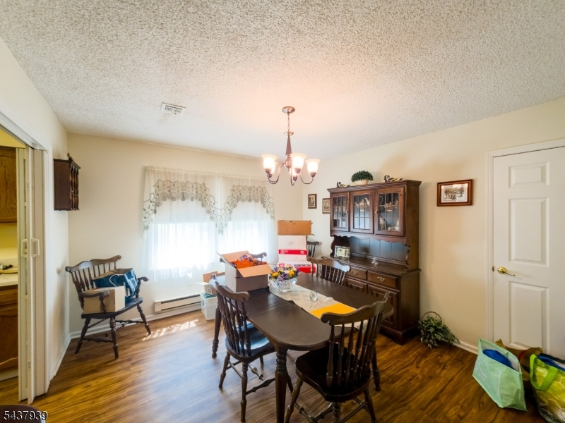 564 Old Nassau Rd