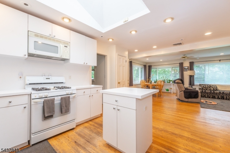 20 Manger Rd