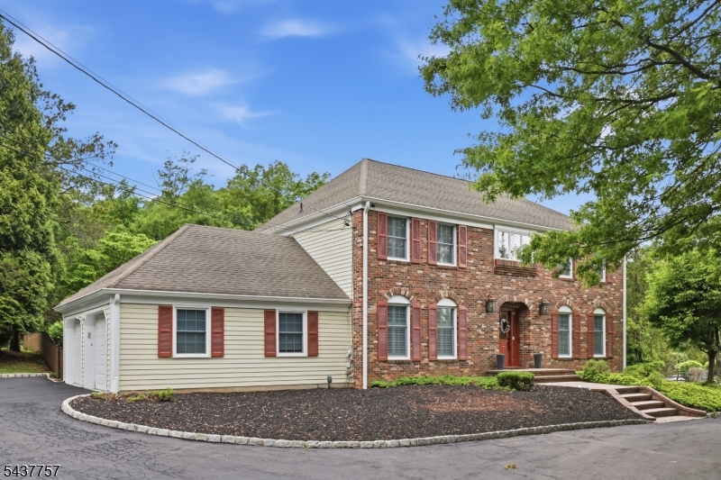 863 Papen Rd