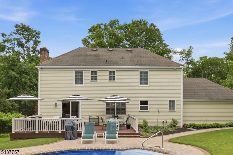 863 Papen Rd
