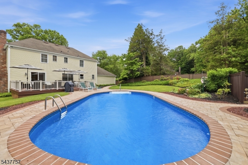 863 Papen Rd