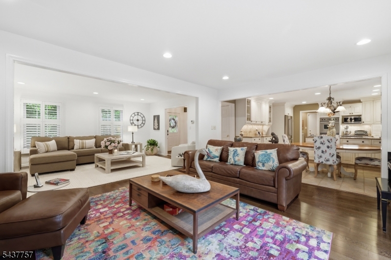 863 Papen Rd