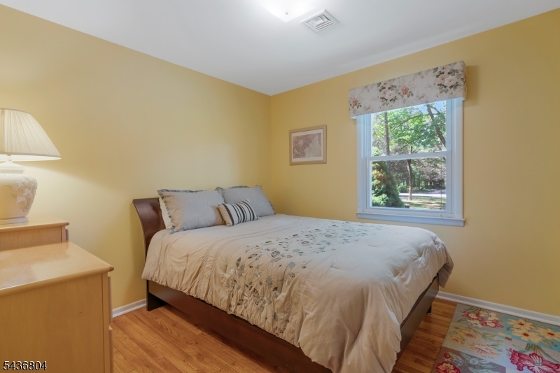 78 Bernard St