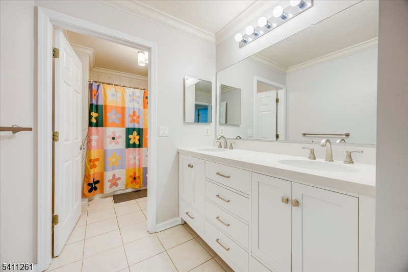 15 Winding Ridge Rd