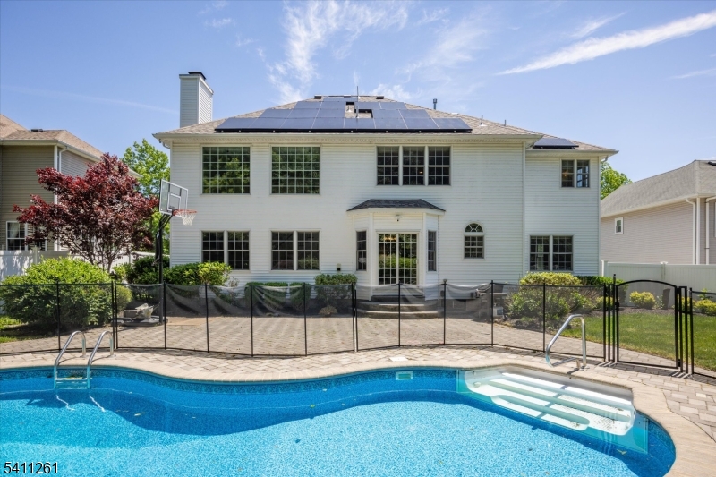 15 Winding Ridge Rd