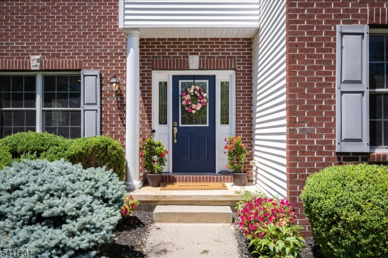 15 Winding Ridge Rd
