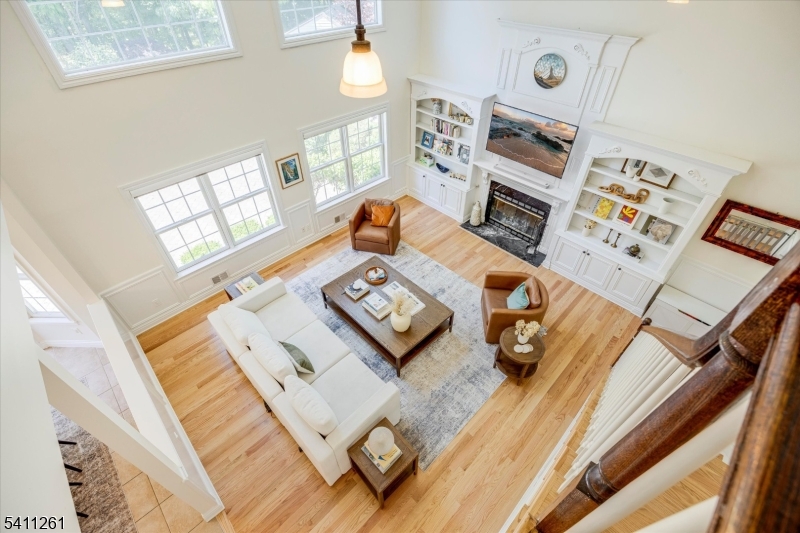 15 Winding Ridge Rd