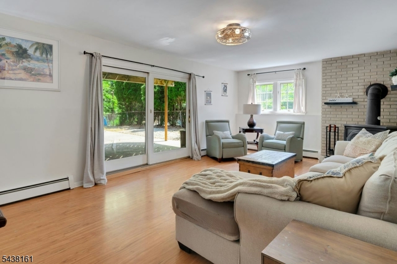 50 Crestwood Rd