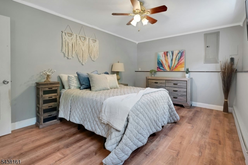 50 Crestwood Rd