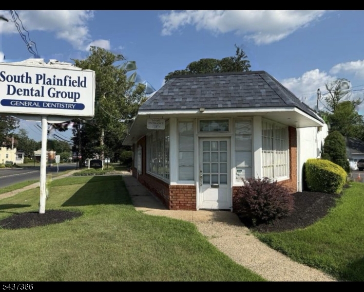 2412 Plainfield Ave #1, South Plainfield Boro, 07080, 