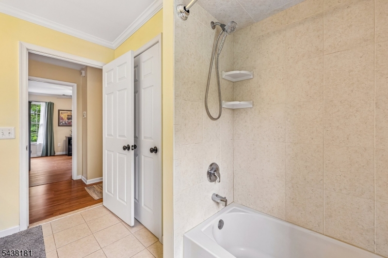 12 Meadow Ridge Rd