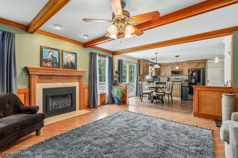 12 Meadow Ridge Rd