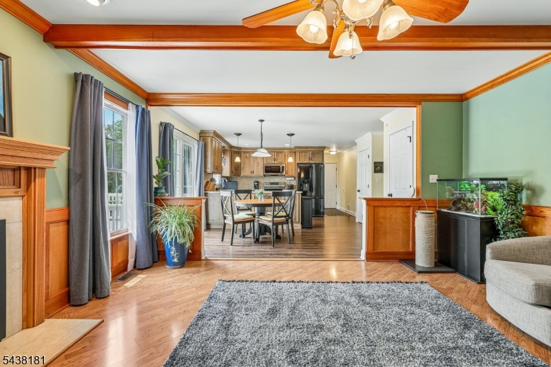 12 Meadow Ridge Rd