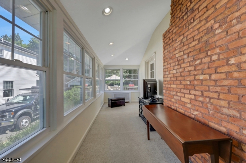 69 Highland Ave