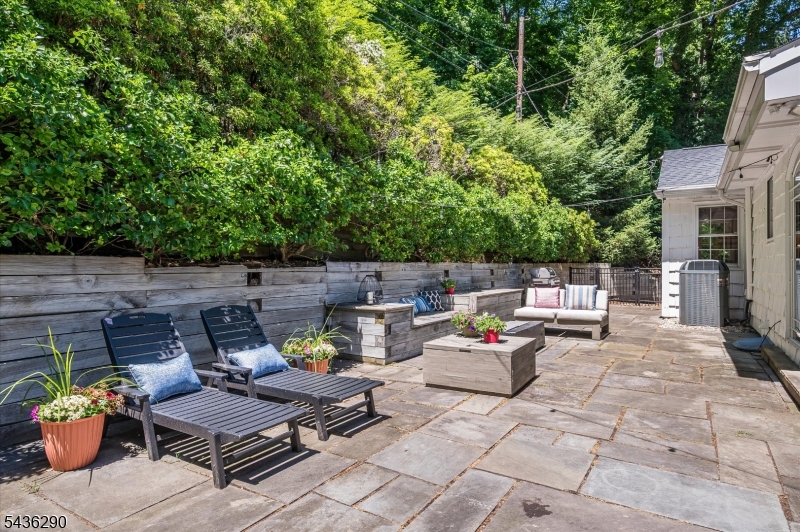 244 Highland Ave