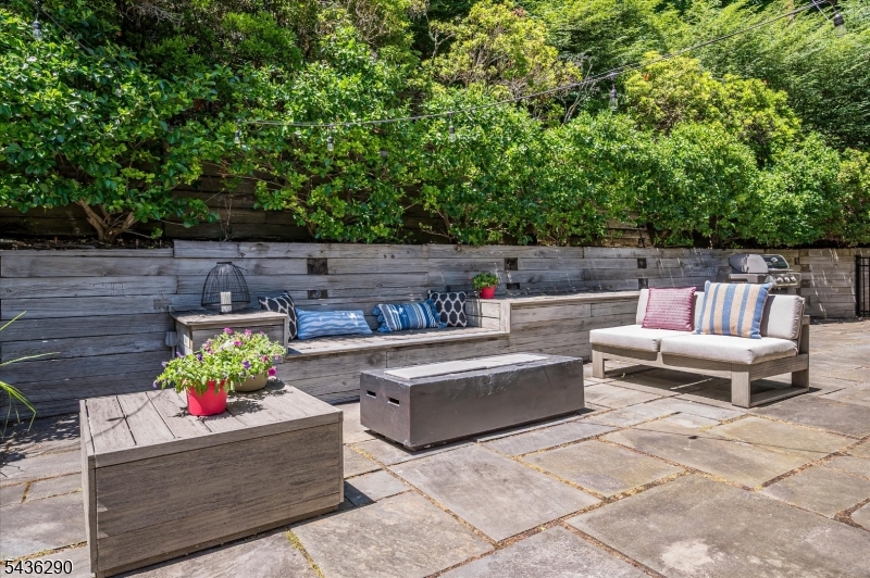 244 Highland Ave