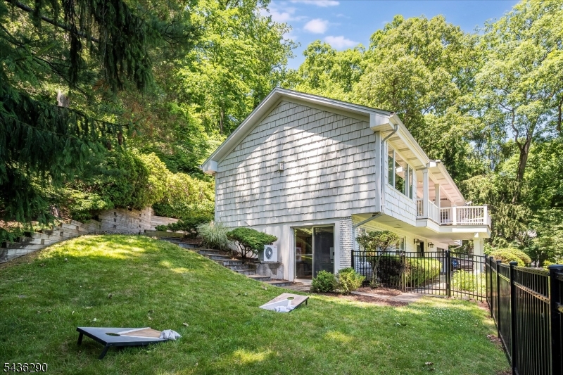 244 Highland Ave