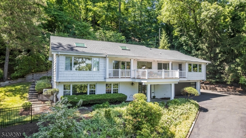 244 Highland Ave