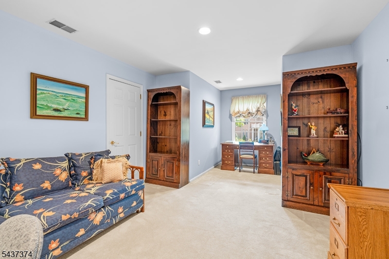 38 Canterbury Rd