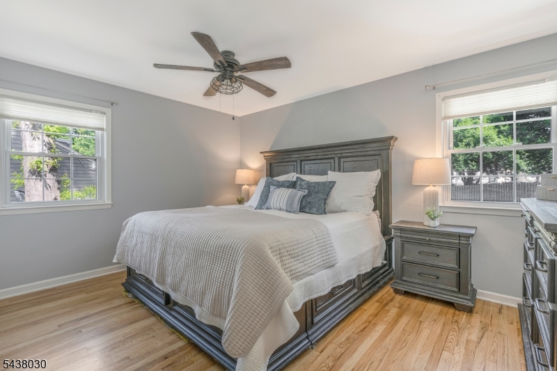 29 Bradford St