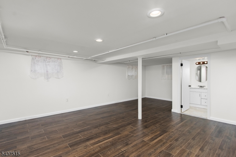 75 Lancaster Rd