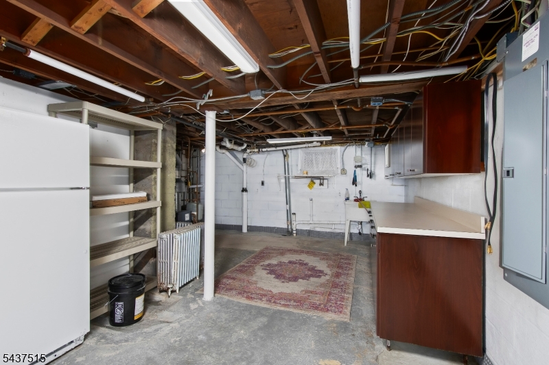 75 Lancaster Rd