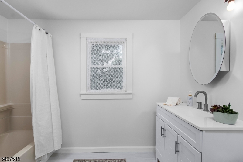 75 Lancaster Rd
