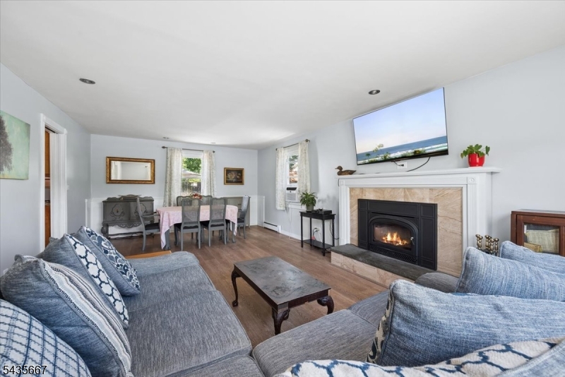336 Vanderveer Rd