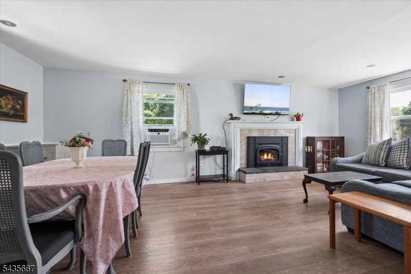 336 Vanderveer Rd