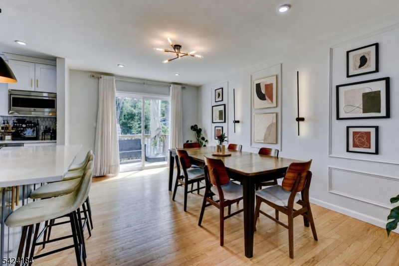 305 Buttfield Dr