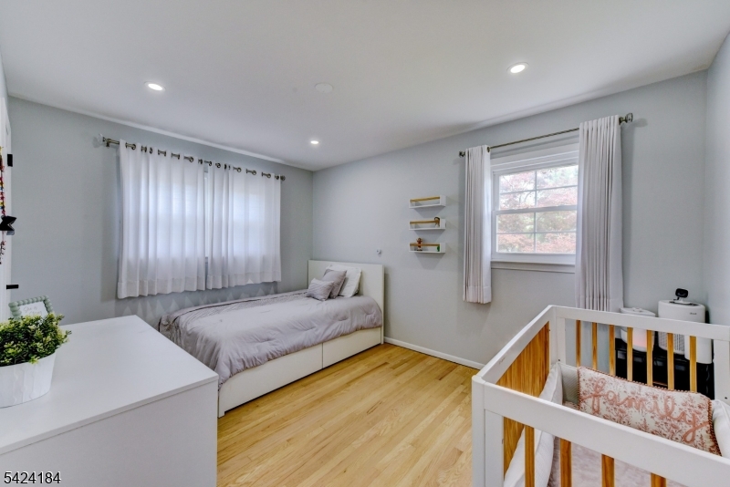 305 Buttfield Dr