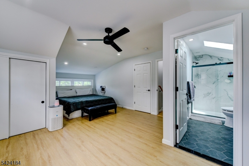 305 Buttfield Dr