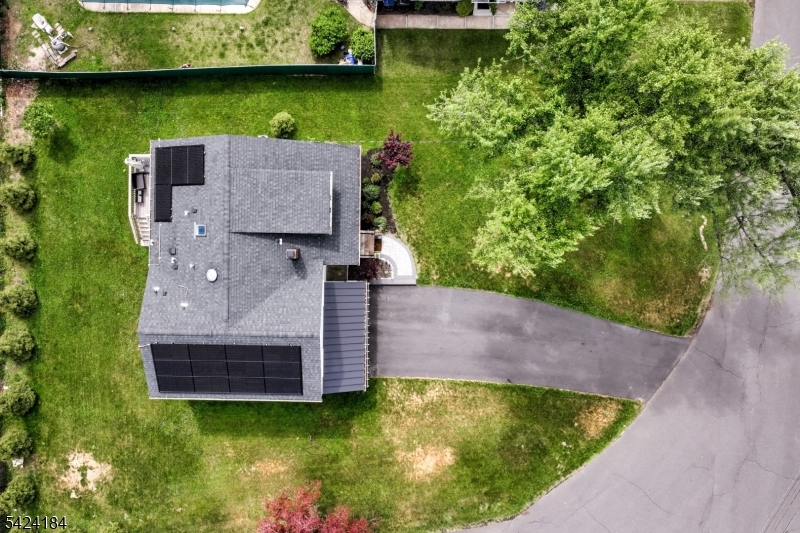 305 Buttfield Dr