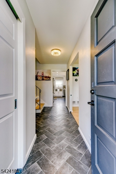 305 Buttfield Dr