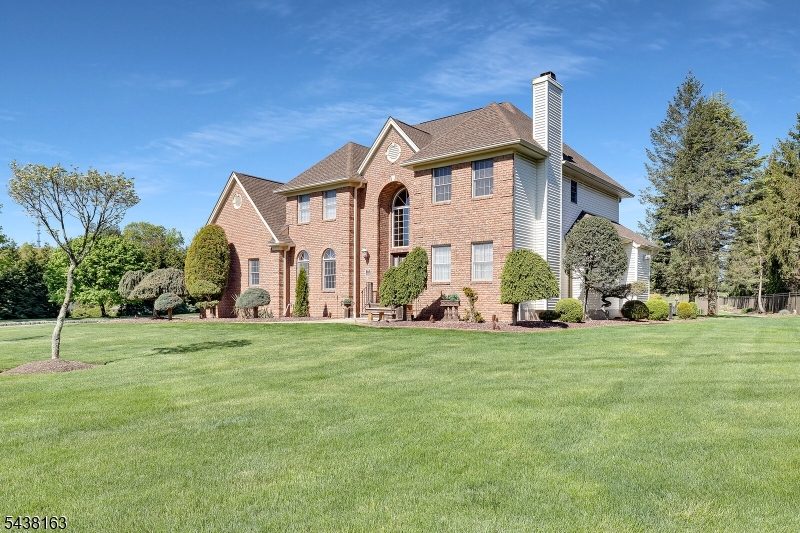 1 Bailiwick Dr