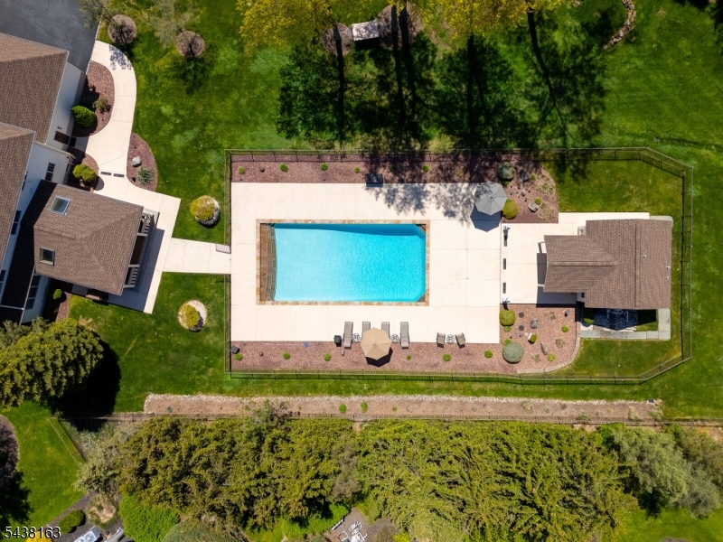 1 Bailiwick Dr