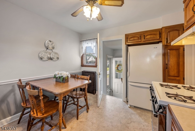 65 Harding Ave