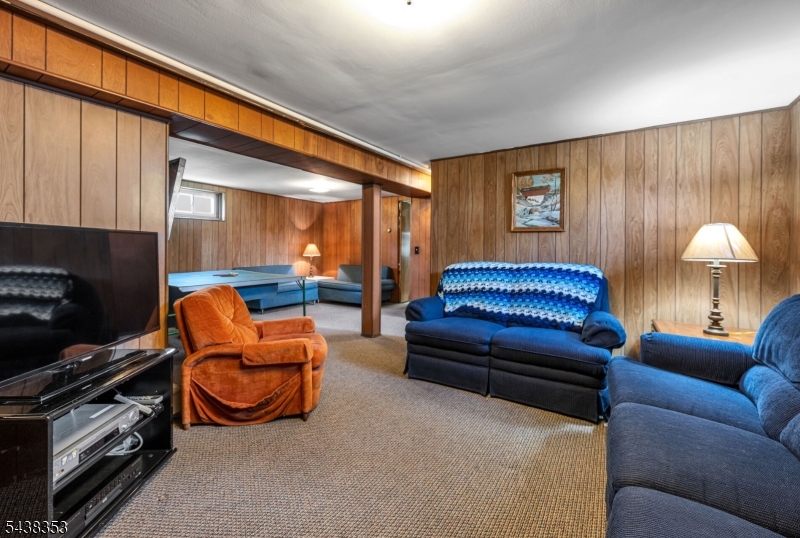 65 Harding Ave