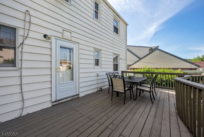 65 Harding Ave
