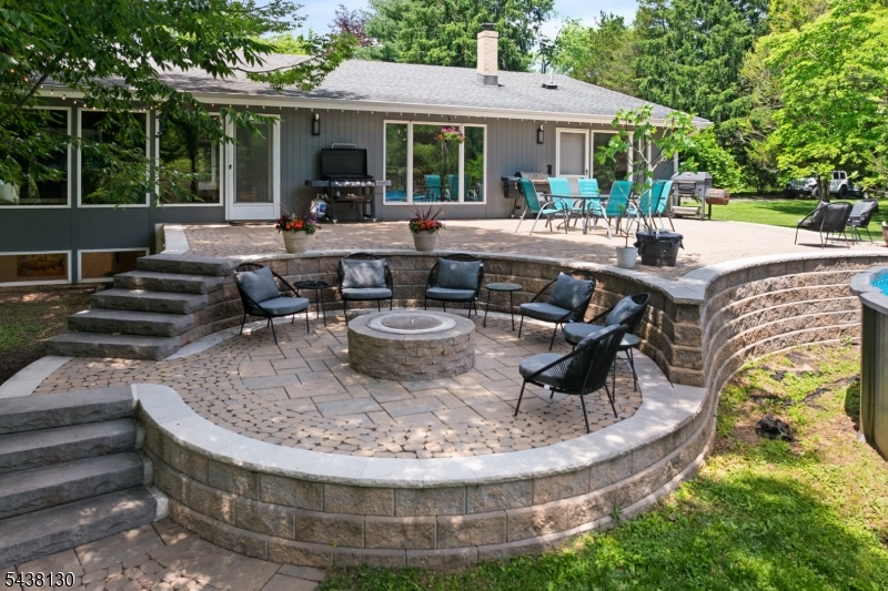 67 Wertsville Rd