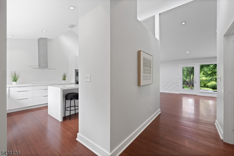 67 Wertsville Rd