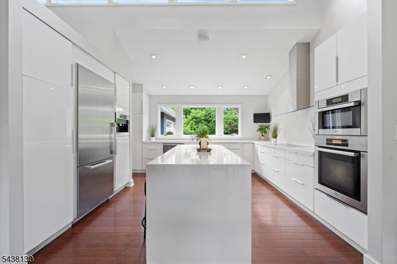 67 Wertsville Rd