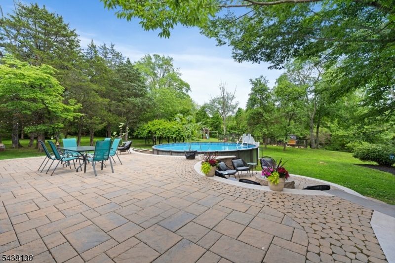 67 Wertsville Rd