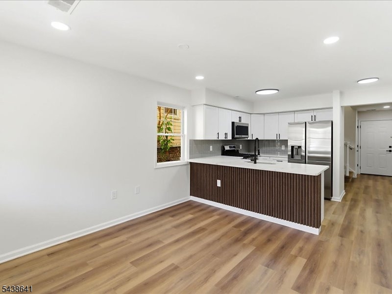 736 S 19th