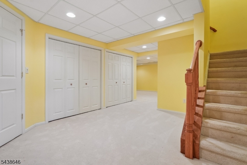 50 HUDNUT LN.