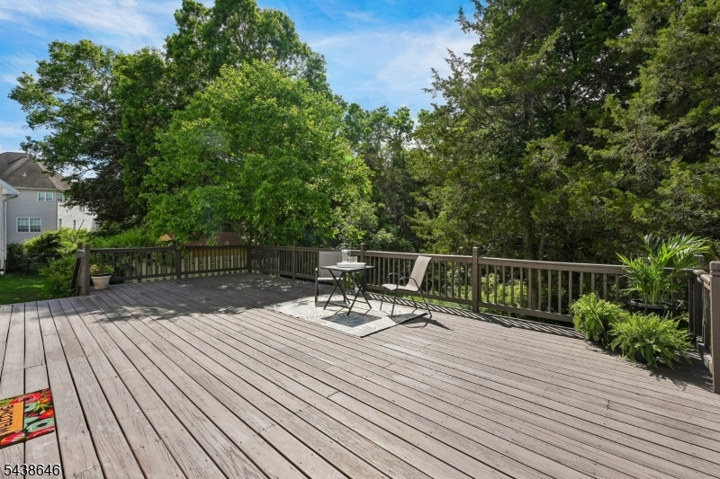 50 HUDNUT LN.