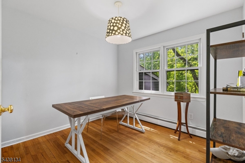 731 Long Hill Rd