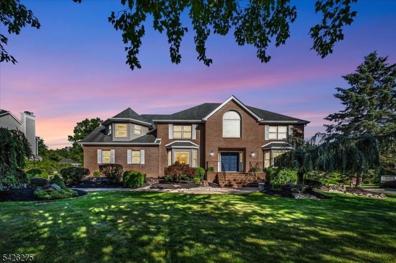 25 Solomon Dr