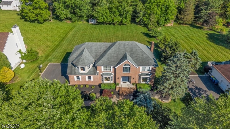 25 Solomon Dr